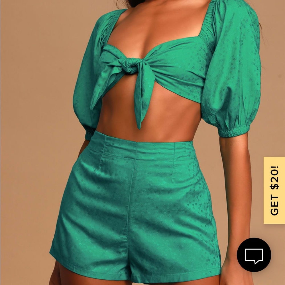 Billabong Two Piece Crop Top & High Waisted Shorts